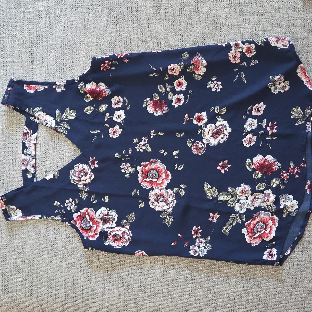 Maurices Dark Blue Floral Tank Top Xs